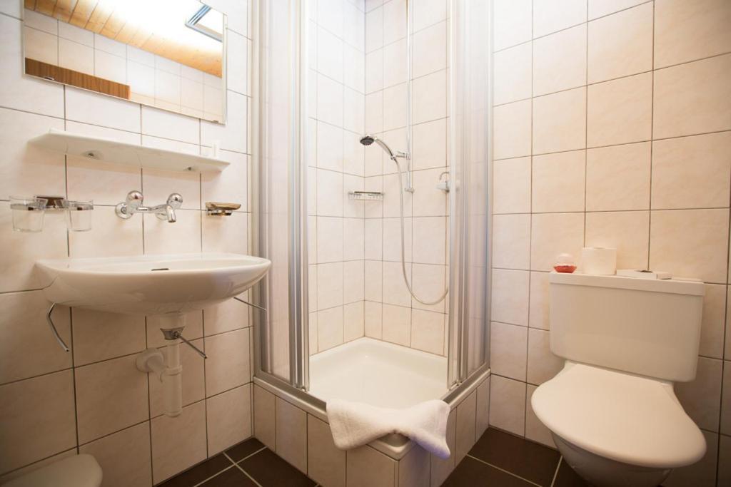 Sonnegg Hotel Zweisimmen Room photo